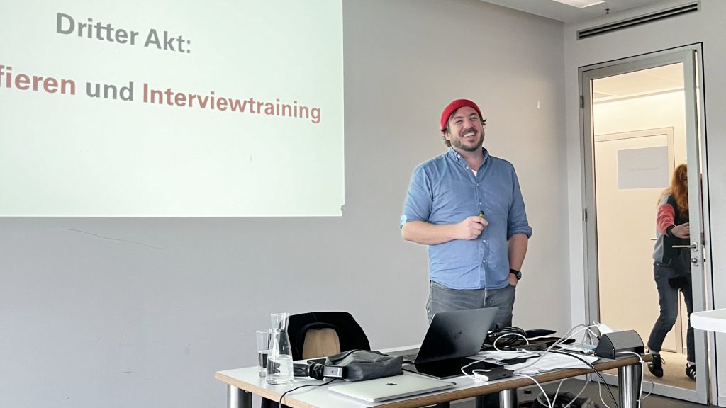 Michael Scheyer an der Deutschen Journalistenschule 2024